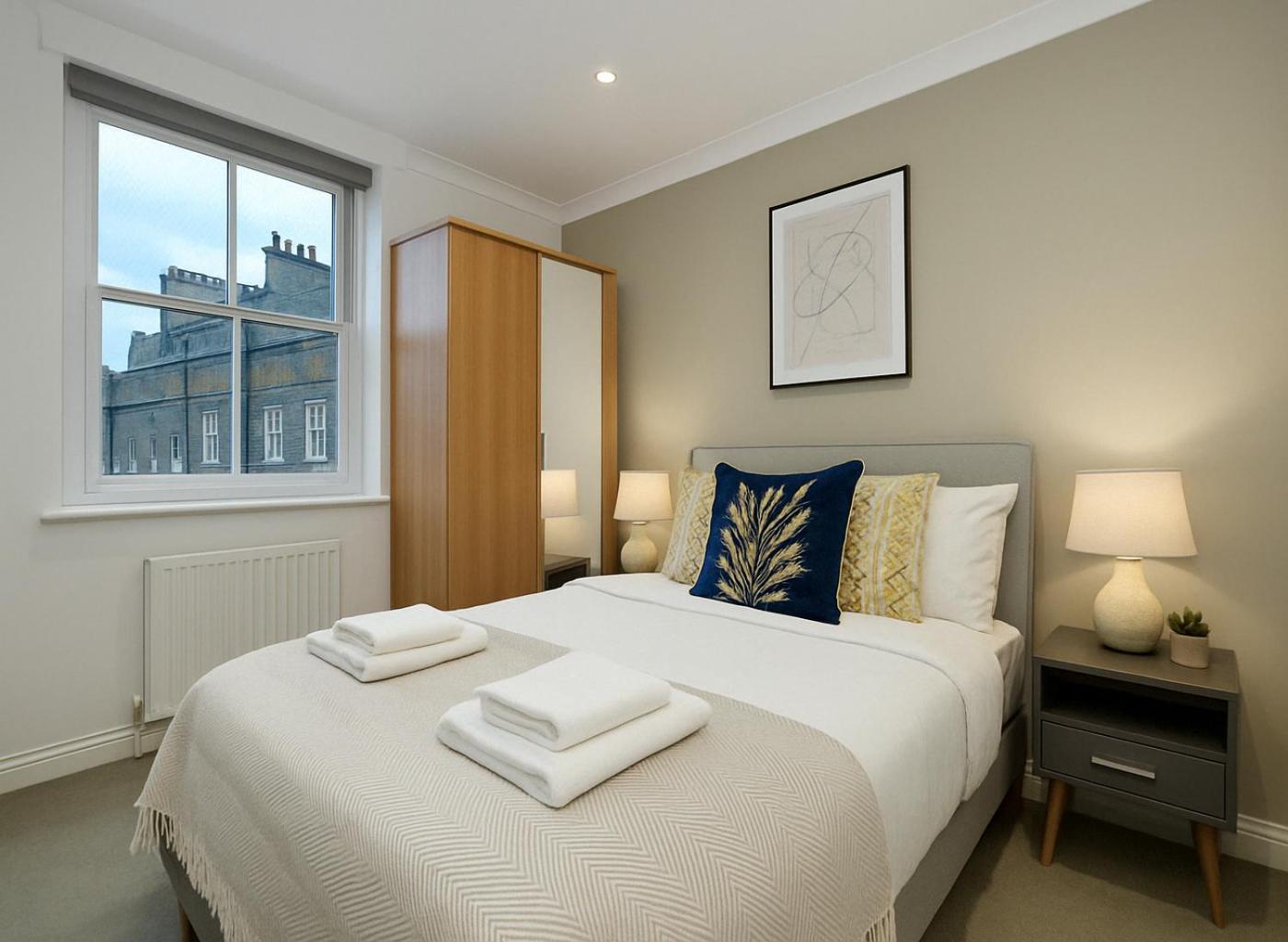 Apartment 2 Bed Flat Near Old Street Station *
